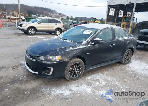 2017 Mitsubishi Lancer Es z USA, uszkodzony, nr VIN JA32U2FU5HU007628